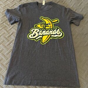 Savannah Bananas men’s small  Gray T-Shirt